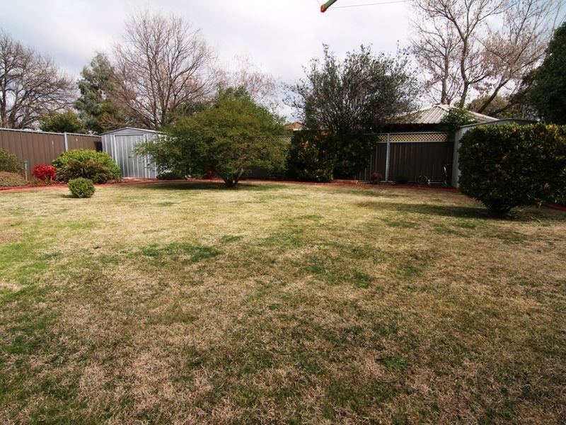 5 Covent Close, Orange NSW 2800