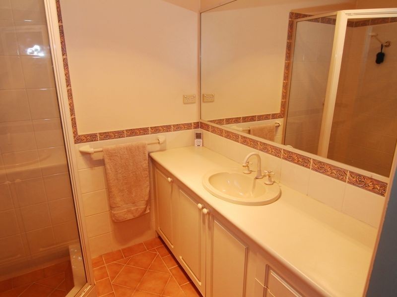 2 McCarron Place, Orange NSW 2800