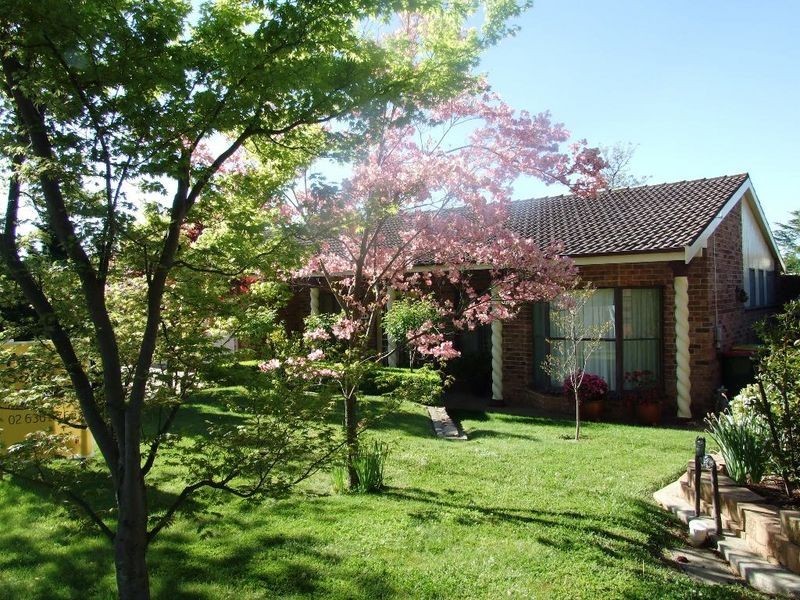 13 Noonameena Drive, Orange NSW 2800
