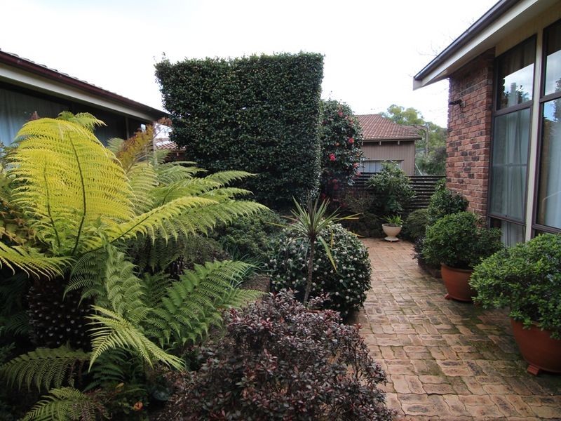 13 Noonameena Drive, Orange NSW 2800