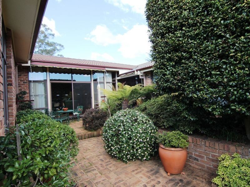 13 Noonameena Drive, Orange NSW 2800