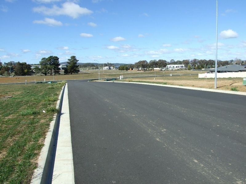 The Club Estate, Orange NSW 2800