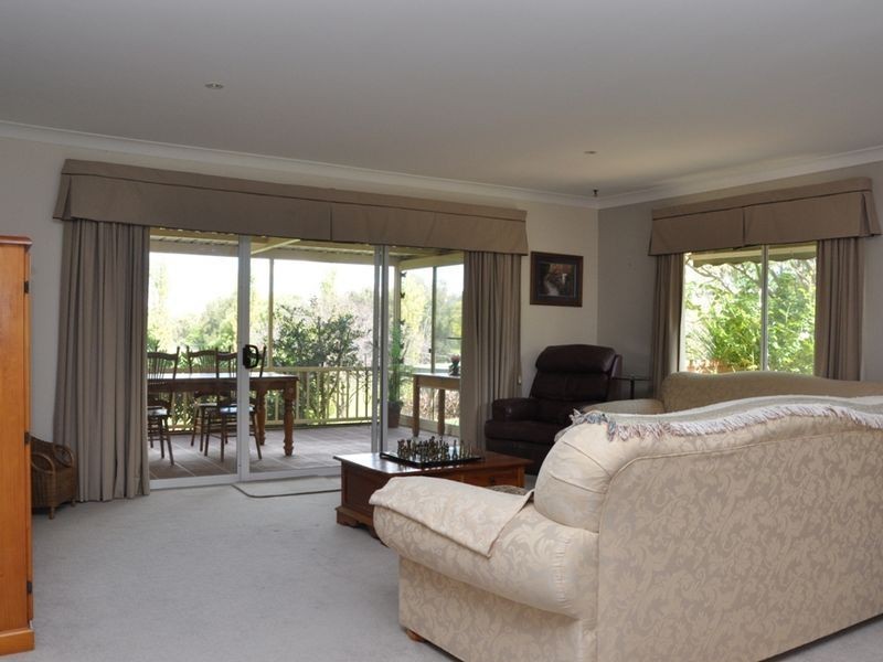 8 Templer Place, Orange NSW 2800