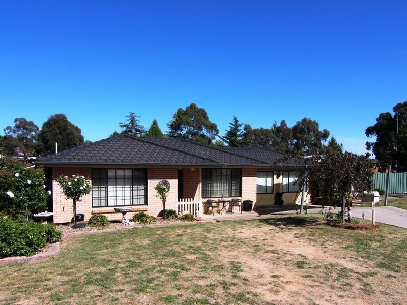 57 Orchard Grove Road, Orange NSW 2800