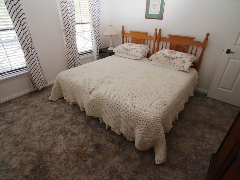 20 James Sheahan Drive, Orange NSW 2800