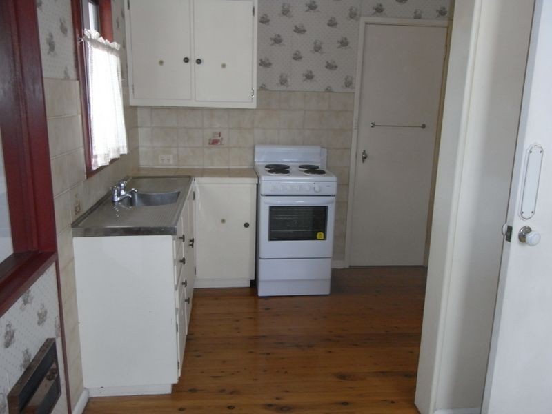 101 Woodward Street, Orange NSW 2800
