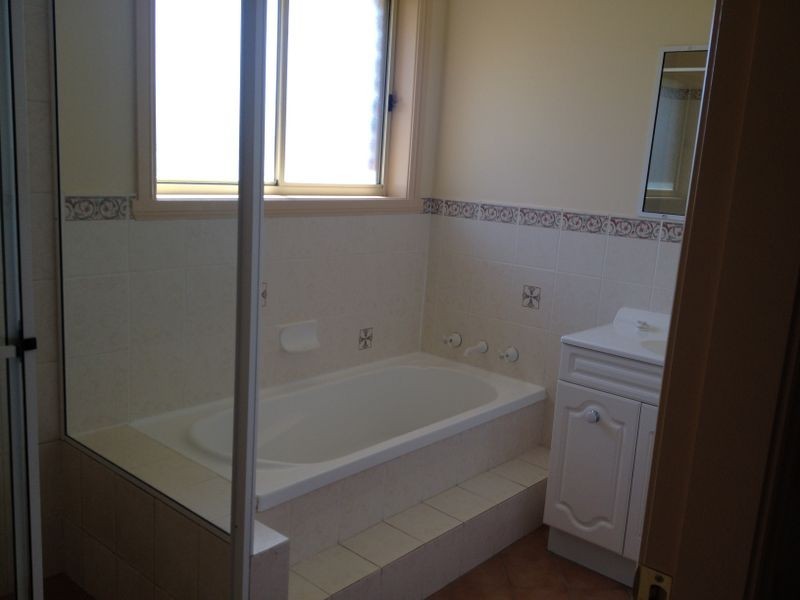 30 McCarron Place, Orange NSW 2800