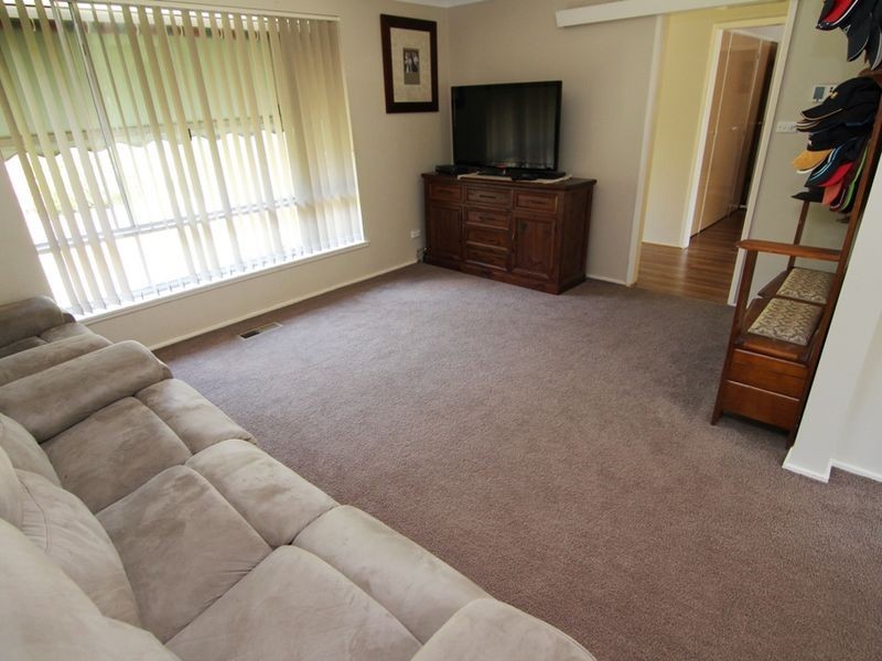 37 Namatjira Crescent, Orange NSW 2800