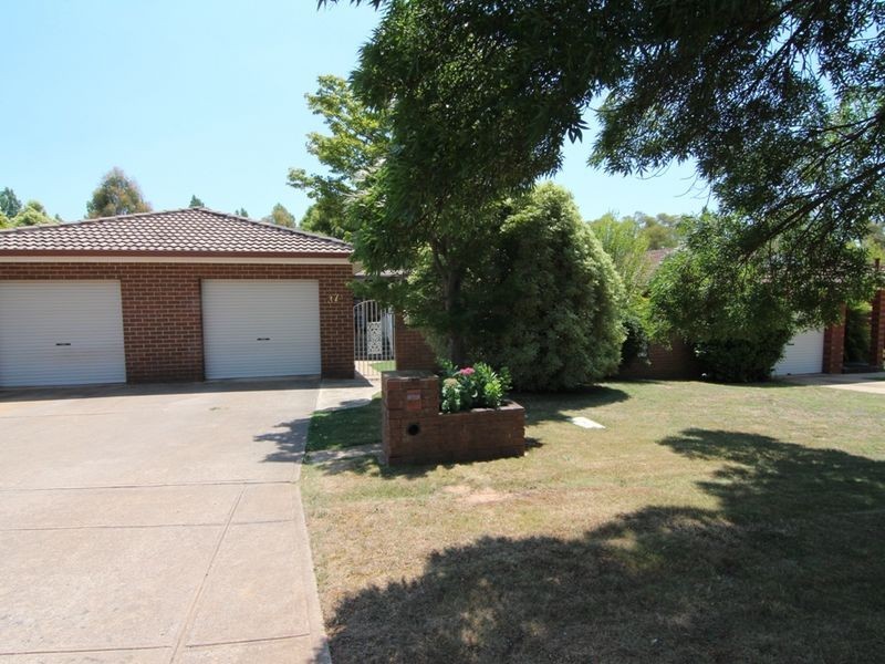 37 Namatjira Crescent, Orange NSW 2800