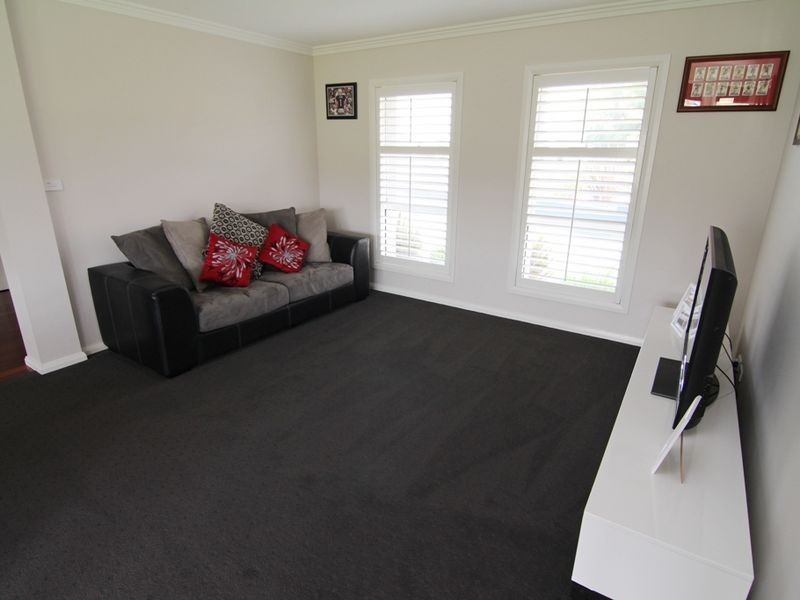 4 Stewart Close, Orange NSW 2800