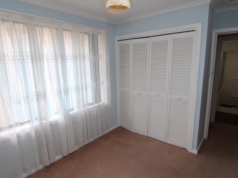 8 Mathoura Place, Orange NSW 2800