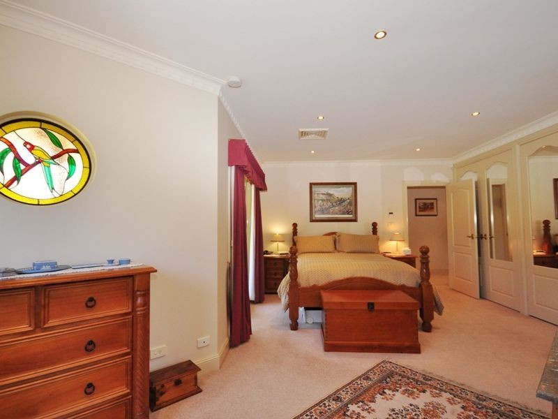 Mayfair 51 Wrights Lane, Orange NSW 2800