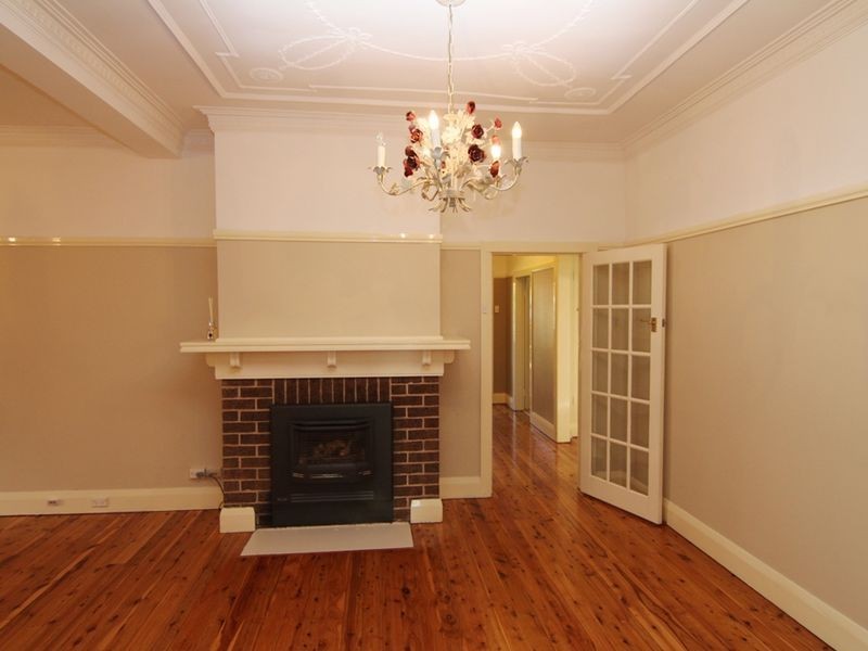 23 March Street, Orange NSW 2800