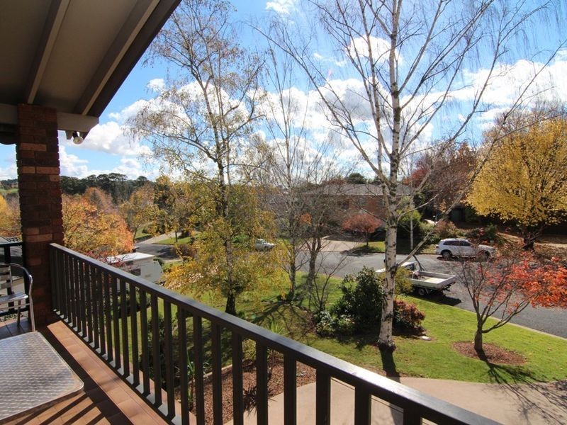 10 Pasadena Place, Orange NSW 2800