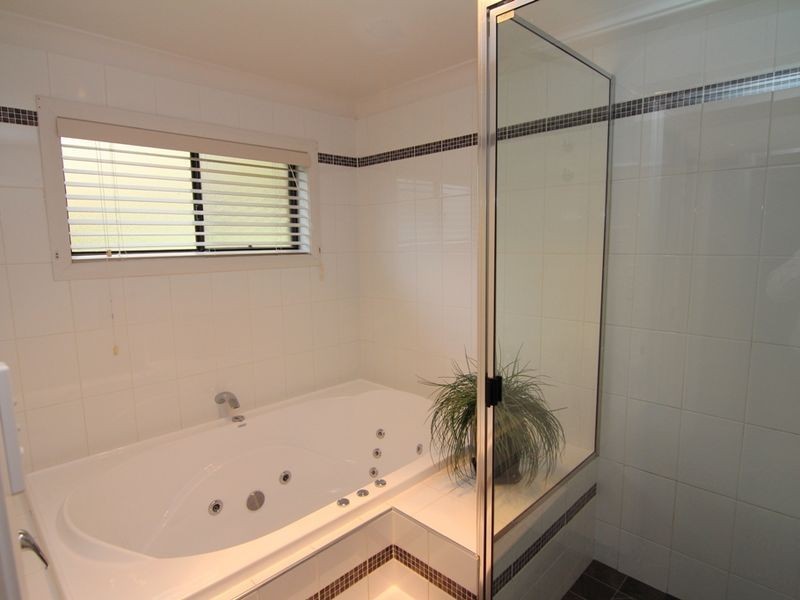 10 Pasadena Place, Orange NSW 2800