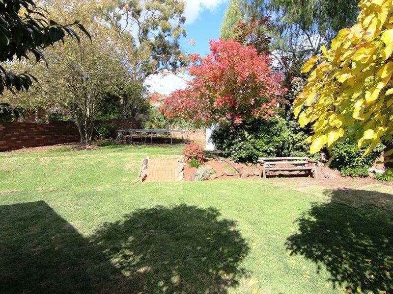 10 Pasadena Place, Orange NSW 2800