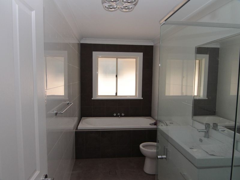 12 Elliot Street, Millthorpe NSW 2798