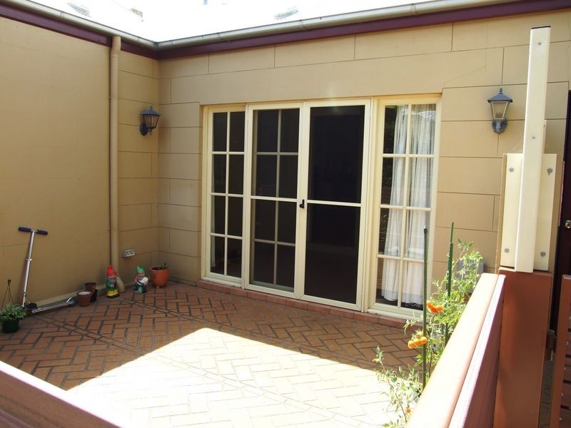 1/106 Moulder Street, Orange NSW 2800