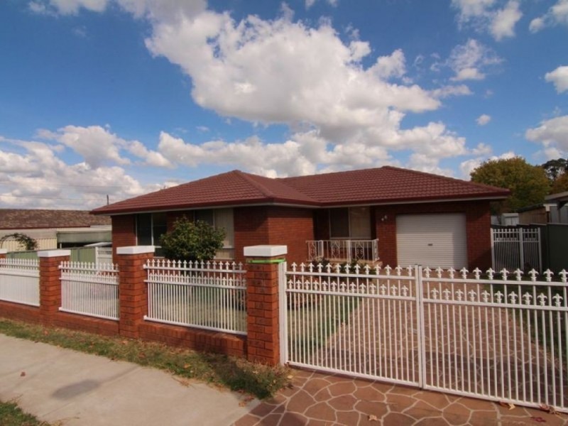 48 Tynan Street, Orange NSW 2800