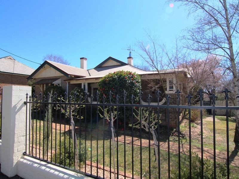 23 March Street, Orange NSW 2800