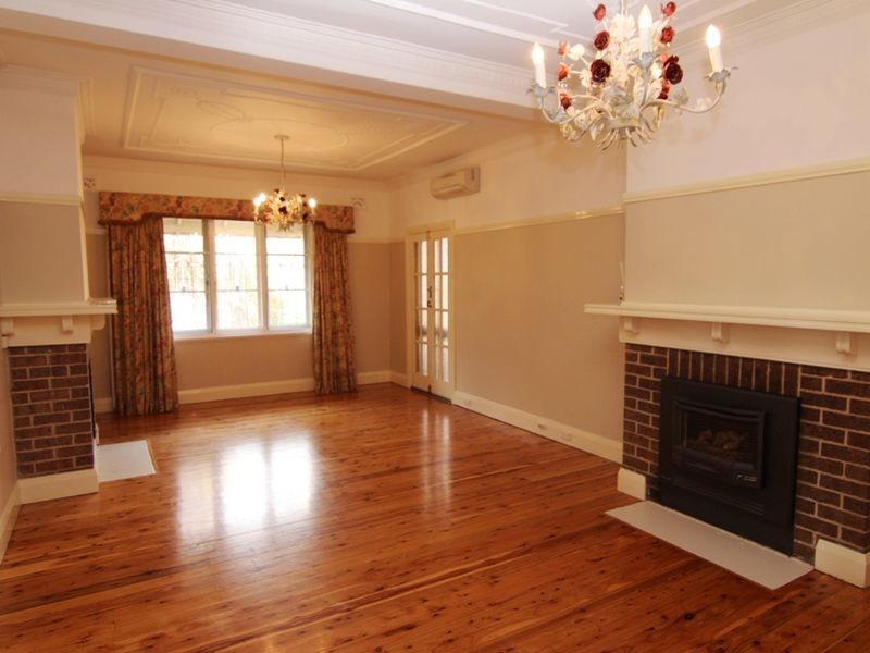 23 March Street, Orange NSW 2800