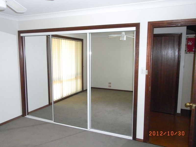 2 Lyrebird Place, Orange NSW 2800