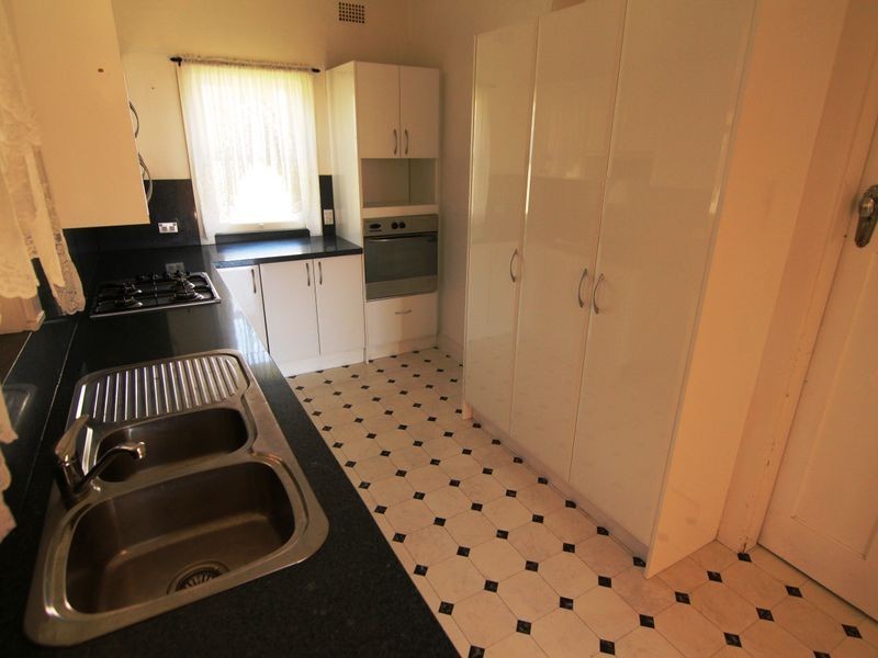 66 Glenroi Avenue, Orange NSW 2800