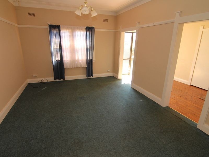 66 Glenroi Avenue, Orange NSW 2800
