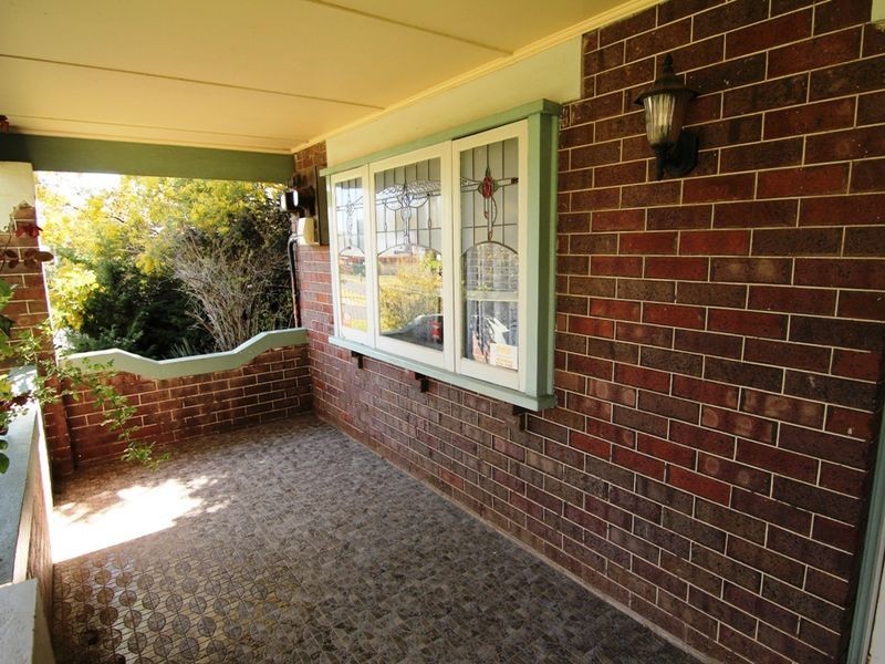 66 Glenroi Avenue, Orange NSW 2800