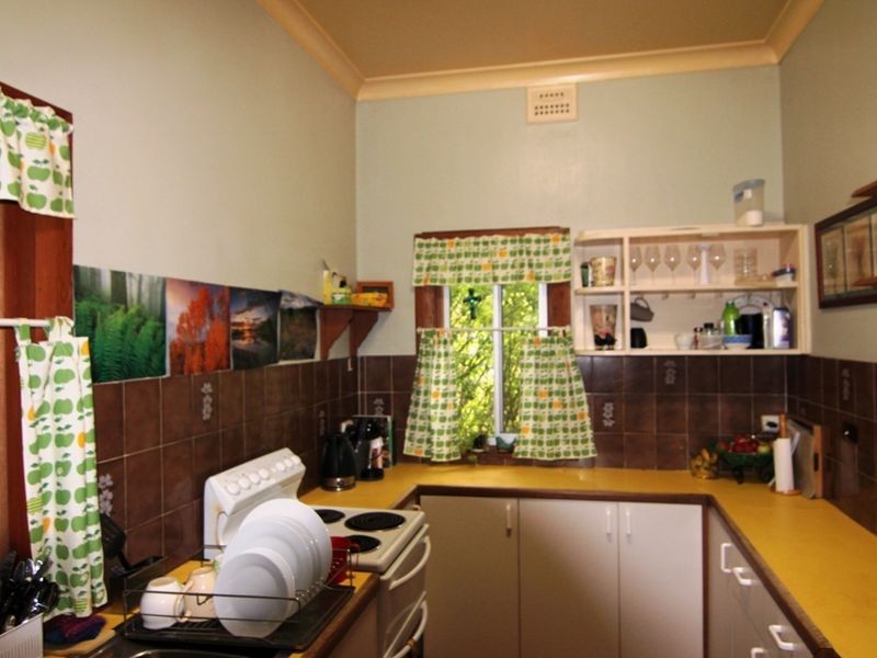 60 Clinton Street, Orange NSW 2800