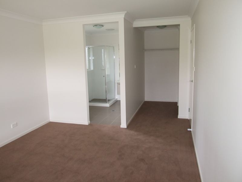 67 William Maker Drive, Orange NSW 2800