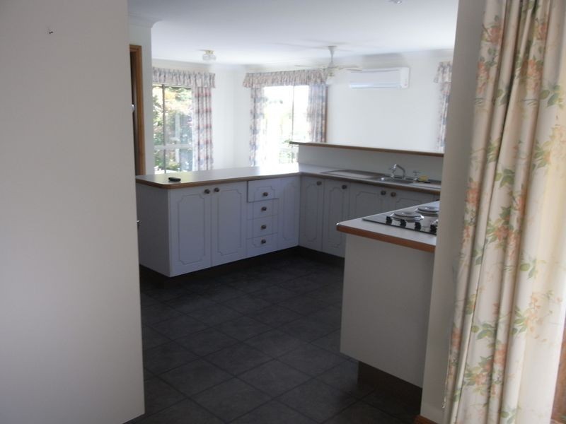 42 Sundew Circuit, Orange NSW 2800