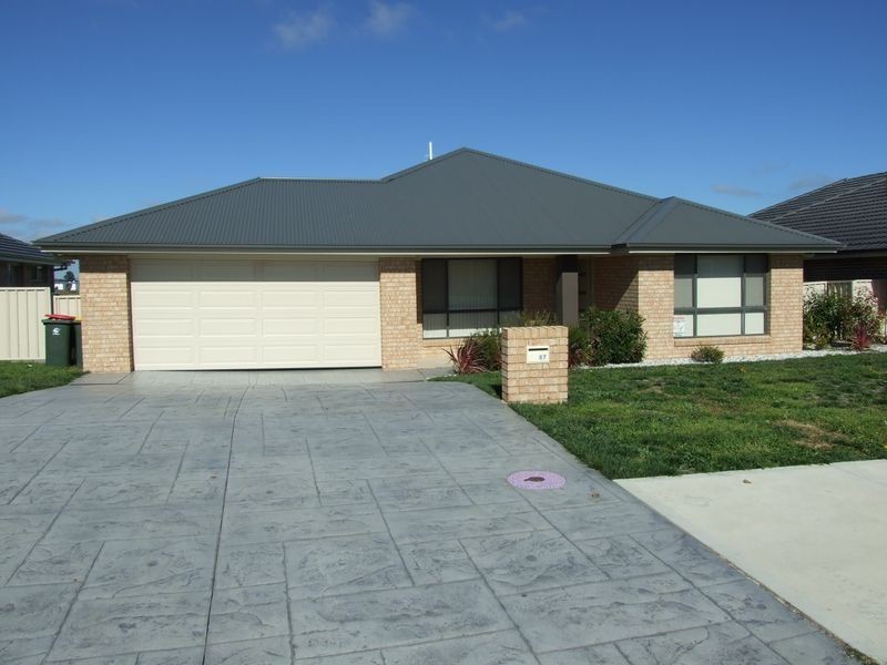87 Diamond Drive, Orange NSW 2800