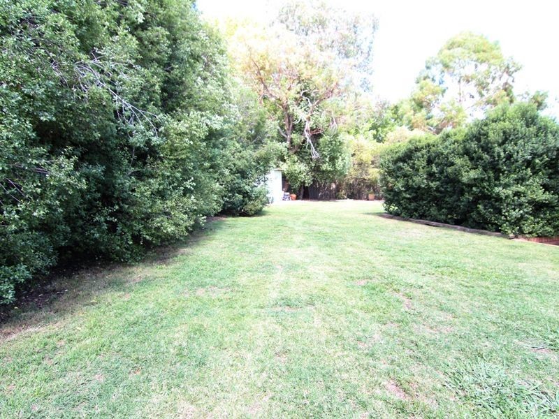 4 Brooke Place, Orange NSW 2800