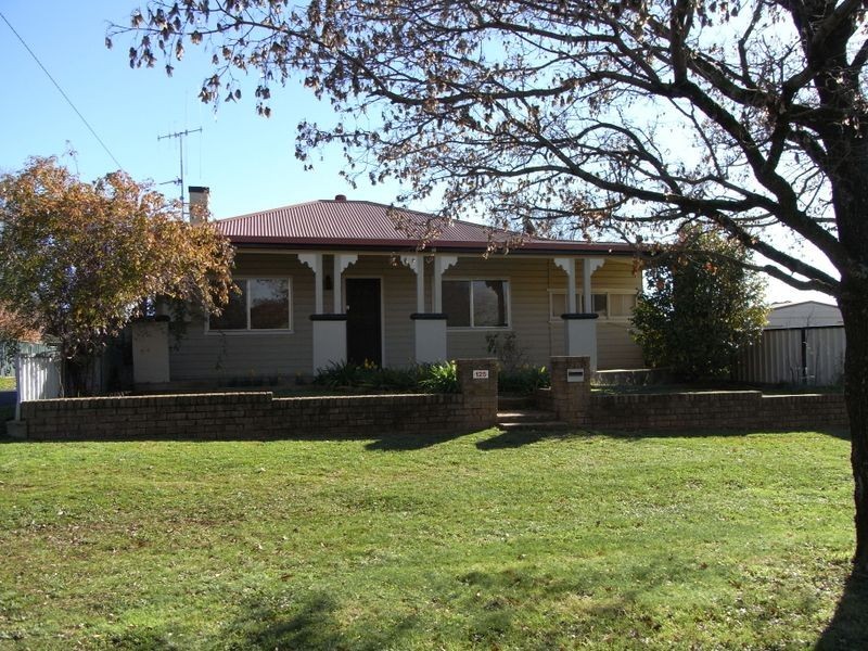 125 Sampson Street, Orange NSW 2800