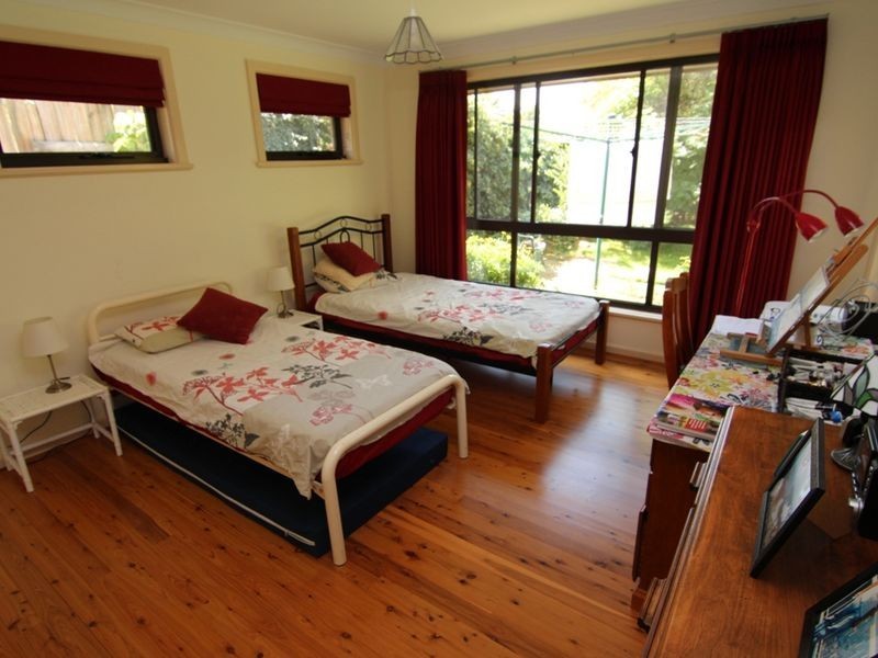 7 Hillcrest Avenue, Orange NSW 2800