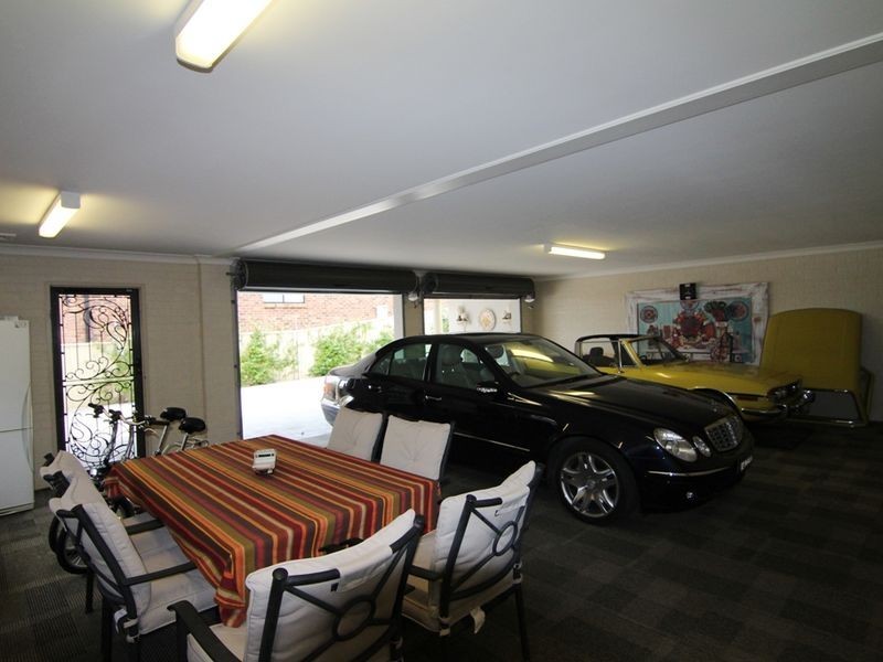 17 Birchgrove Drive, Orange NSW 2800