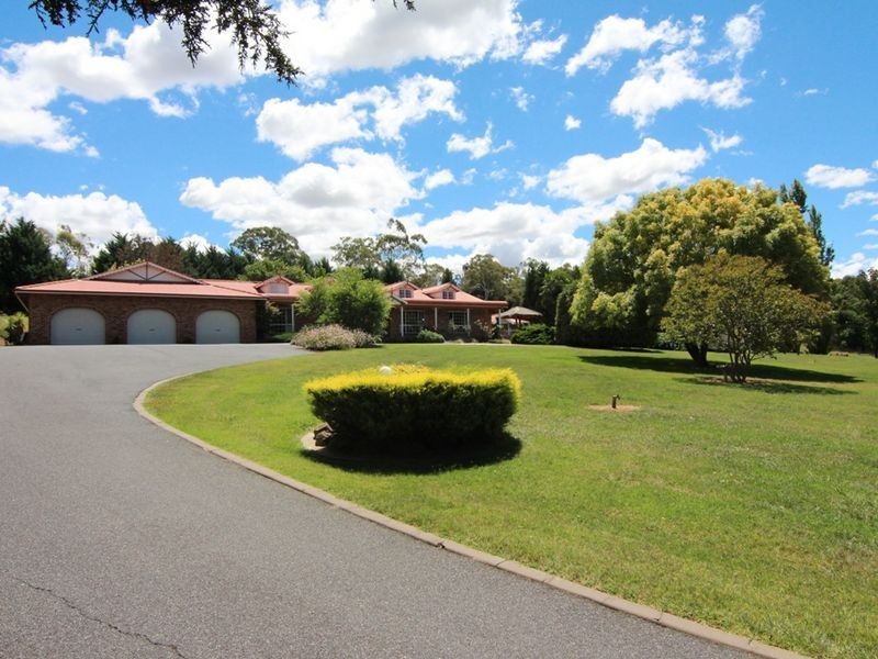 3 Carwoola Drive, Orange NSW 2800