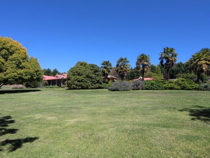 3 Carwoola Drive, Orange NSW 2800