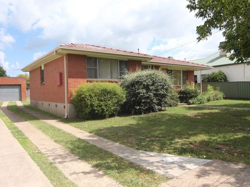 51 Kenna Street, Orange NSW 2800