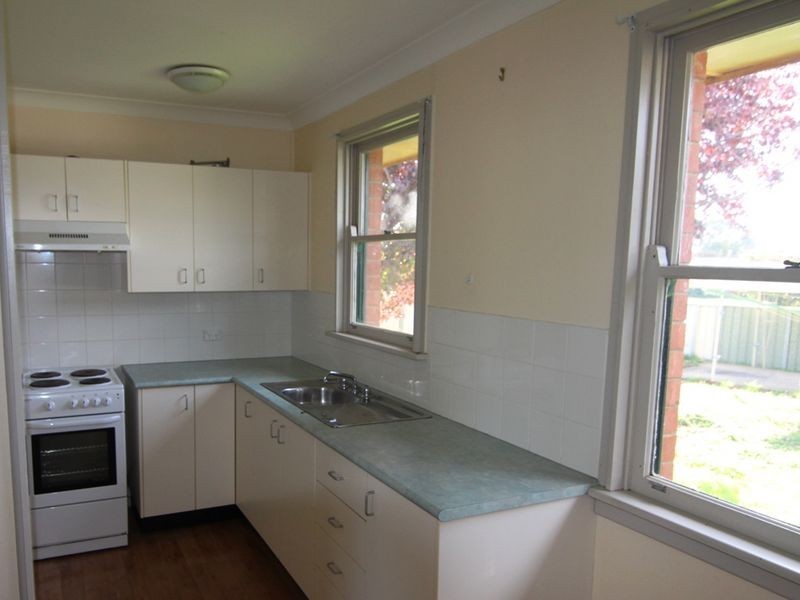 75 Adina Crescent, Orange NSW 2800