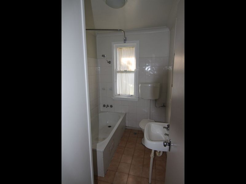 75 Adina Crescent, Orange NSW 2800