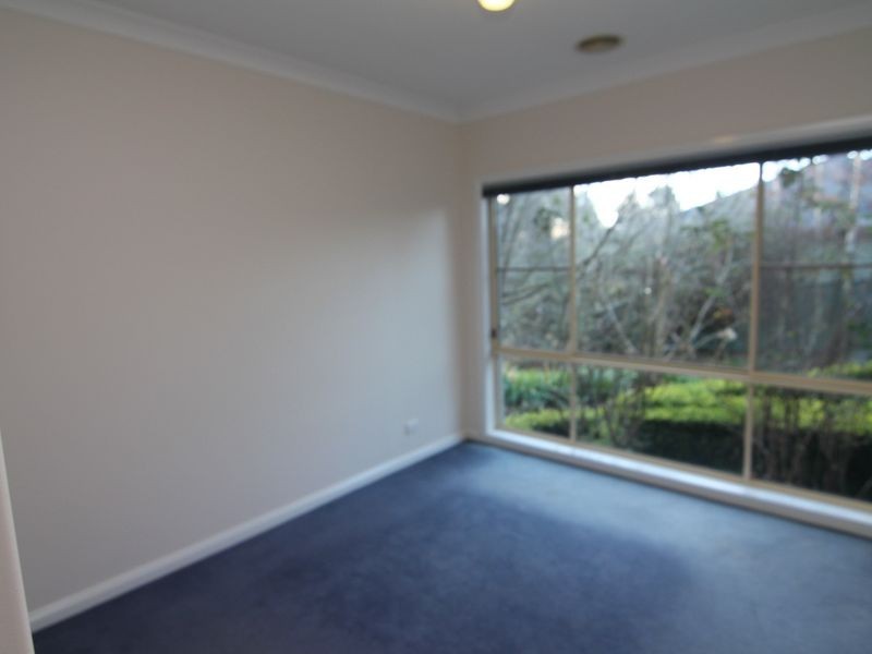 26 Goldfinch Way, Orange NSW 2800