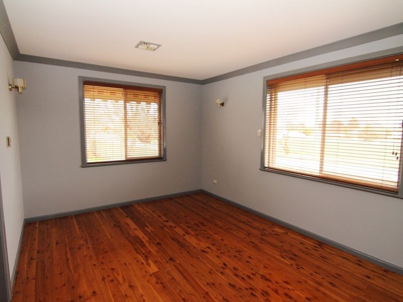 82 Icely Road, Orange NSW 2800