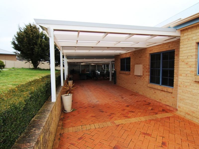 22 Hughes Street, Orange NSW 2800