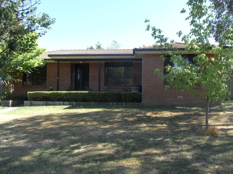 2 Anthony Crescent, Orange NSW 2800