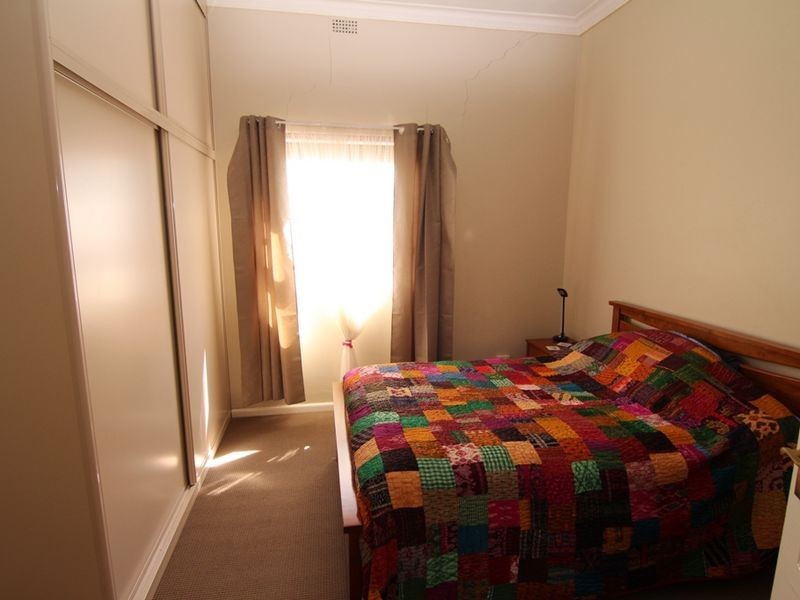 123 Sampson Street, Orange NSW 2800