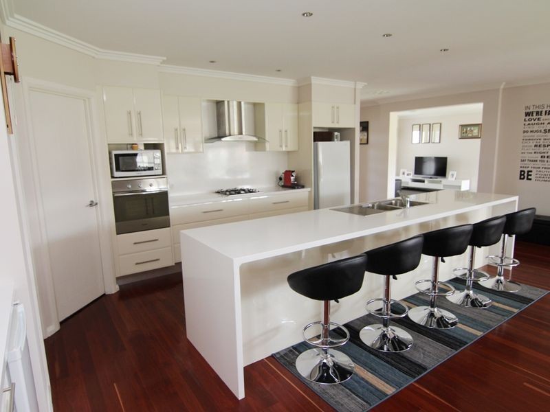 4 Stewart Close, Orange NSW 2800