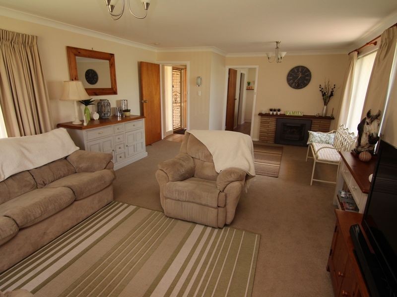 13 Caleula Crescent, Orange NSW 2800