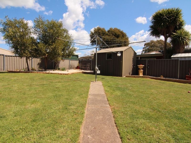 13 Caleula Crescent, Orange NSW 2800